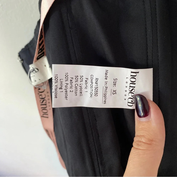 House of Cb Lace-Up Eyelet Crop Top Back Zipper Closure Adjustable Straps XS NWT - Picture 3 of 4